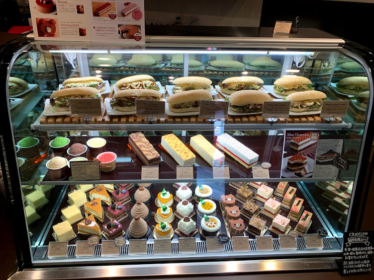 関西で唯一のカフェ 洋菓子店クリオロ